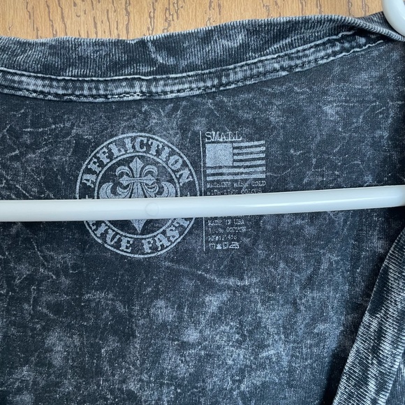 Affliction shirt! - Picture 2 of 2
